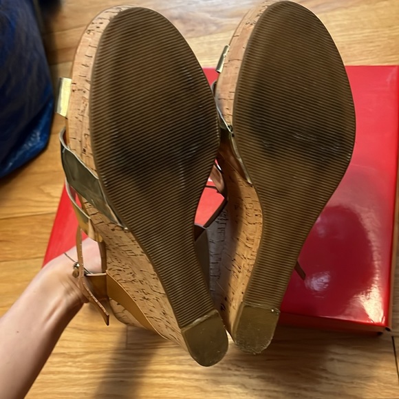 GUESS wedges - Picture 3 of 6